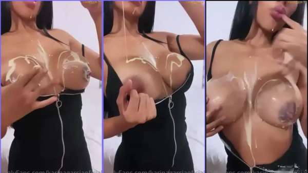 Karina García se muestra sin ropa video